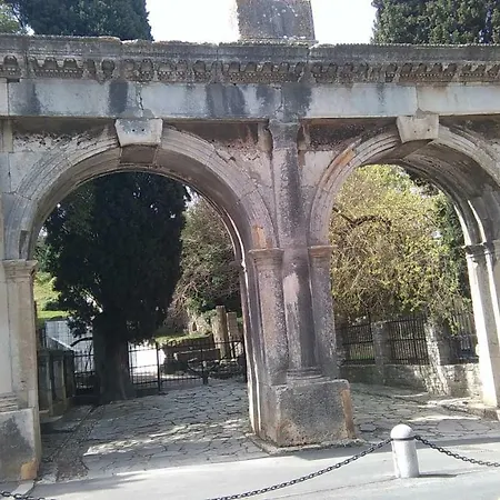 Danijela I דירה פולה