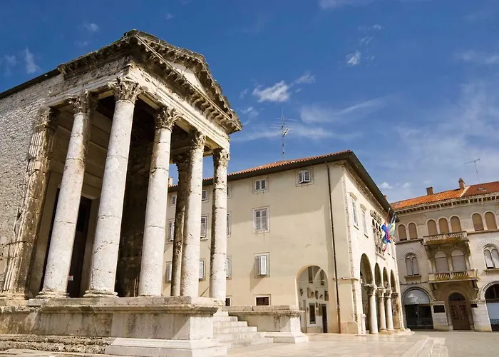 Danijela I Lejlighed Pula